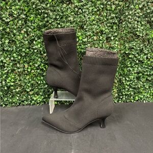 MIA Naommi Bootie - W8